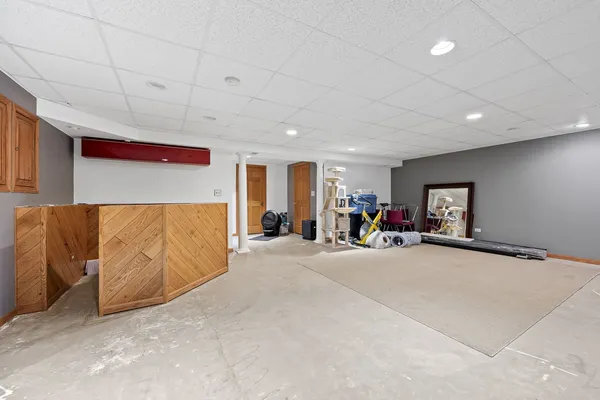 $419,888 | 907 Thornwood Court, Unit 2, St. Charles, IL 60174