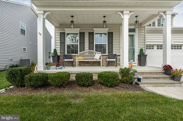 $750,000 | 911 Cadman Drive, Middletown, DE 19709