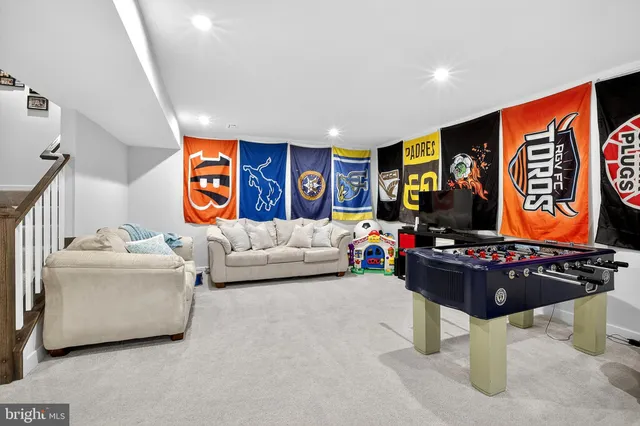 $750,000 | 911 Cadman Drive, Middletown, DE 19709