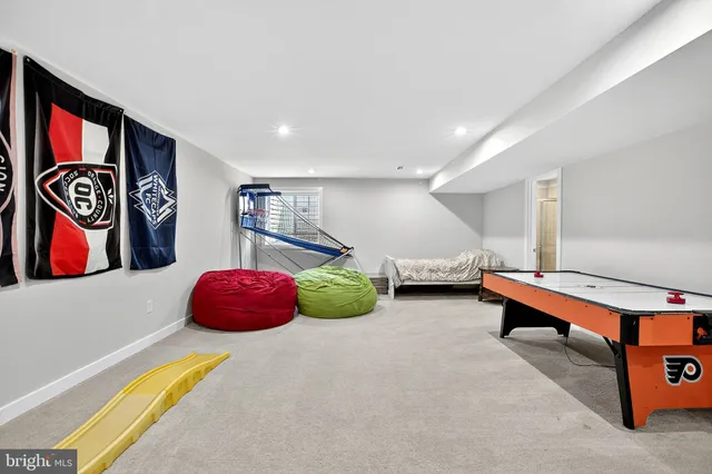 $750,000 | 911 Cadman Drive, Middletown, DE 19709