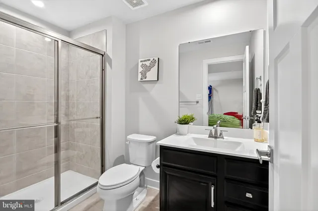 $750,000 | 911 Cadman Drive, Middletown, DE 19709