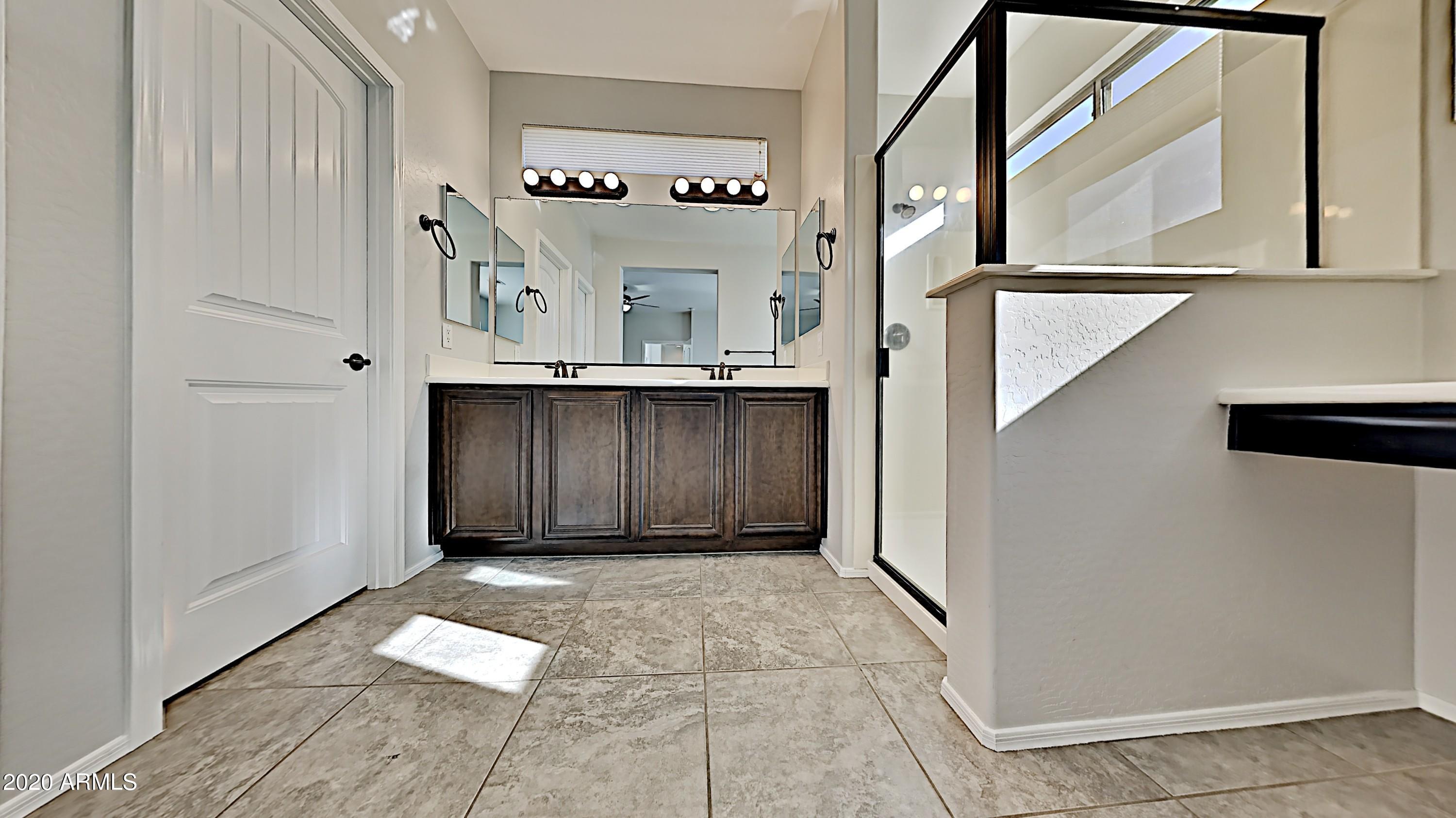3516 South Bandit Road Gilbert, AZ 85297 - Photo 9 of 13 9_Image_OLc3JcycmI