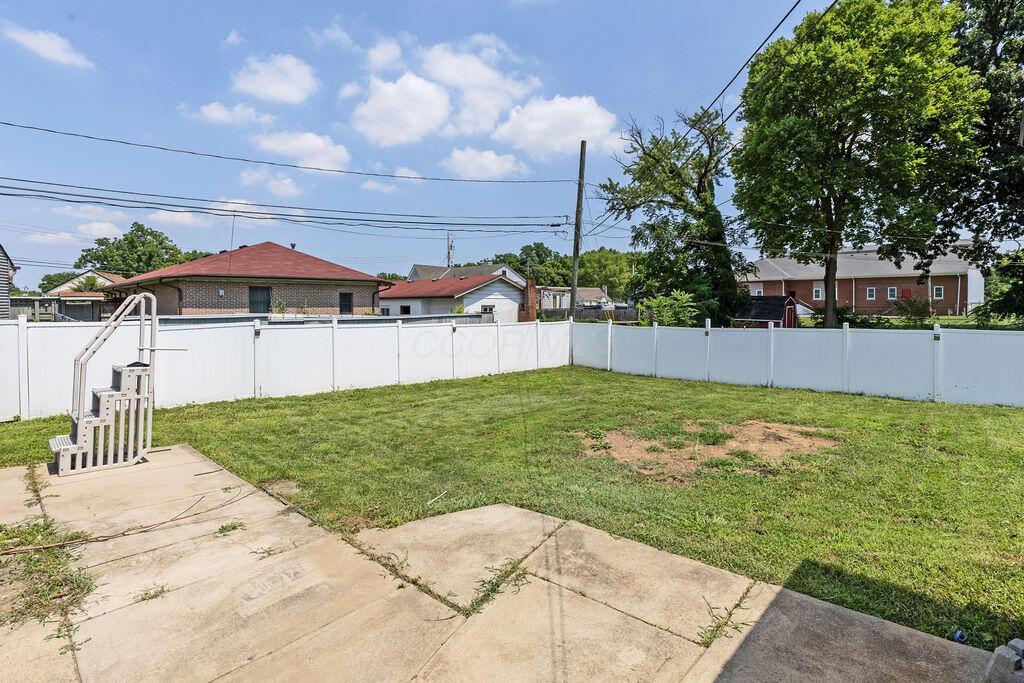 1708 Jackson Road Columbus, OH 43223 - Photo 20 of 21 1708JacksonRoadExt_Hommati102(8)