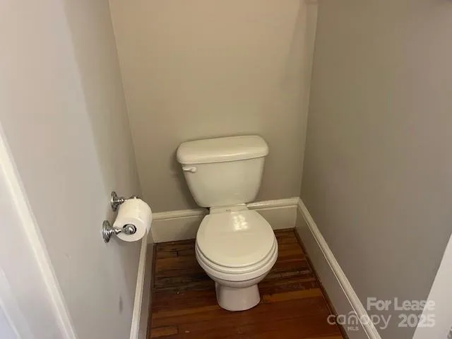 $3,400 | 801 Hawthorne Lane, Charlotte, NC 28204