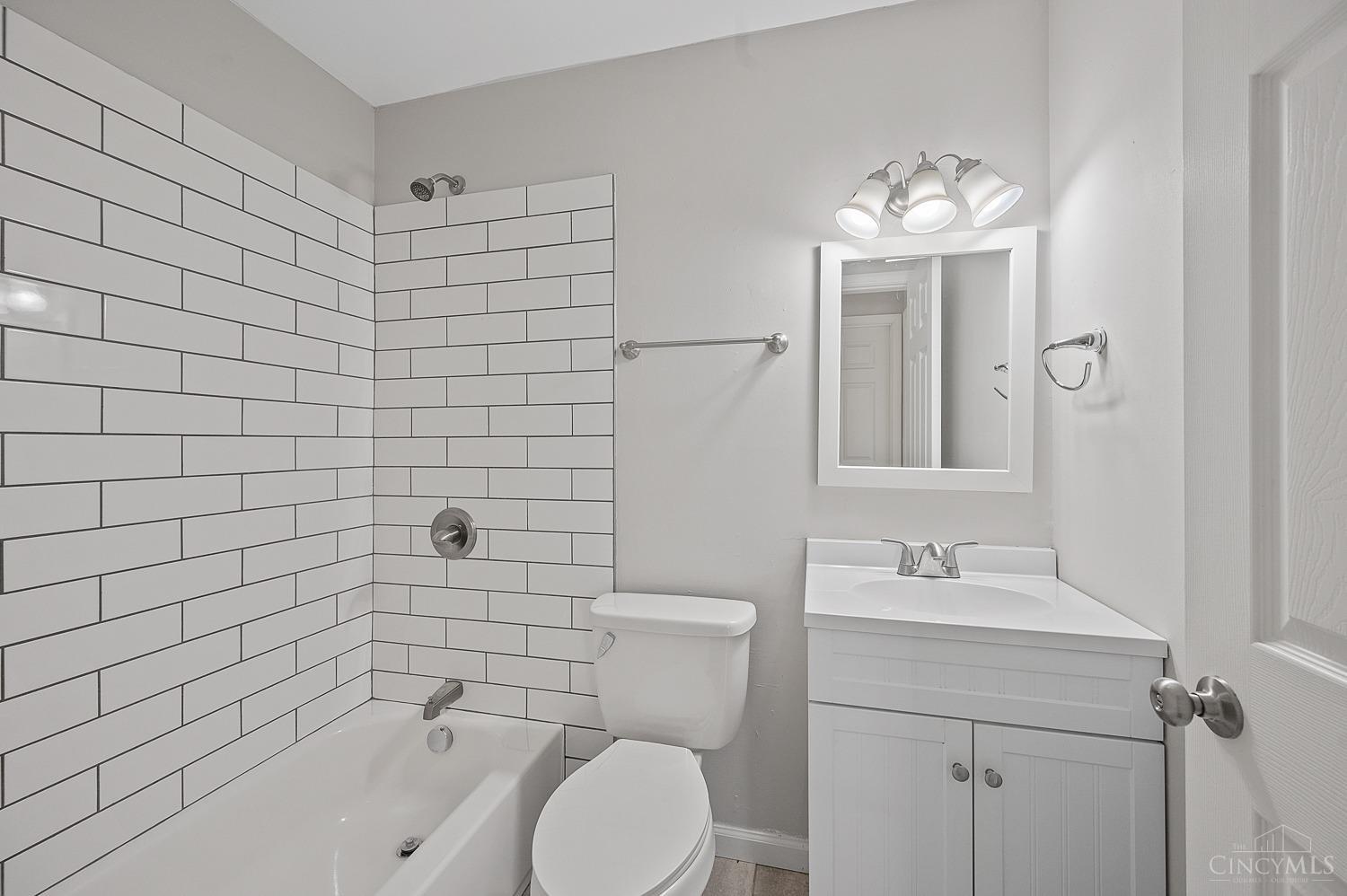 6210 Ridge Avenue, Unit 6 Cincinnati, OH 45213 - Photo 11 of 13