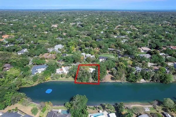 $1,700,000 | 11600 Southwest 69th Court, Pinecrest, FL 33156