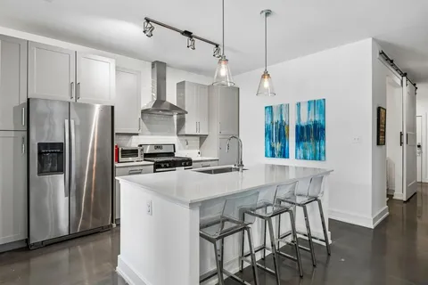 $465,000 | 5710 McCommas Boulevard, Unit 101, Dallas, TX 75206