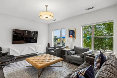 $465,000 | 5710 McCommas Boulevard, Unit 101, Dallas, TX 75206
