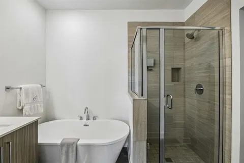 $465,000 | 5710 McCommas Boulevard, Unit 101, Dallas, TX 75206