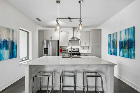 $465,000 | 5710 McCommas Boulevard, Unit 101, Dallas, TX 75206