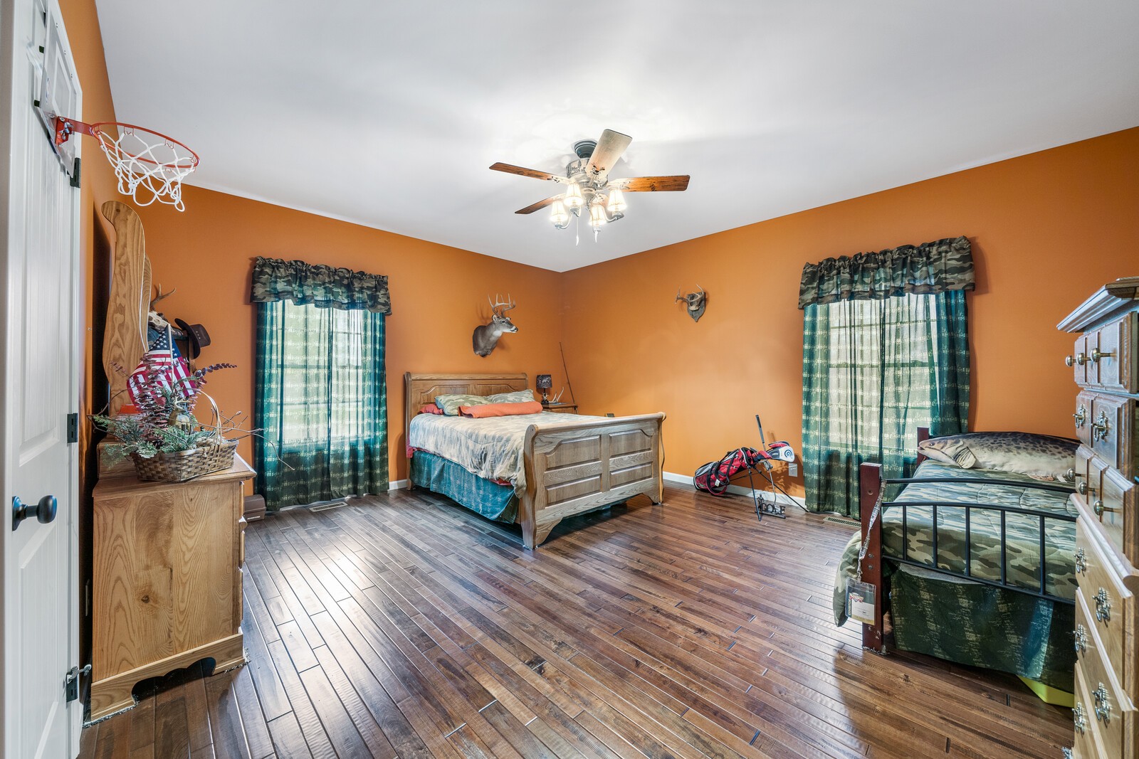 642 Campground Road Livingston, TN 38570 - Photo 14 of 49 a bedroom with furniture and wooden floor