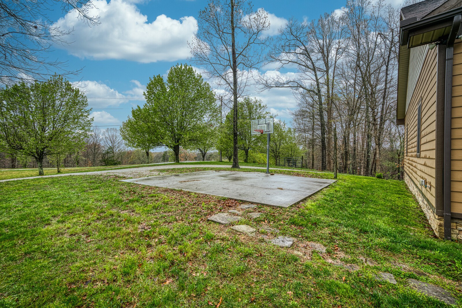 642 Campground Road Livingston, TN 38570 - Photo 30 of 49 a view of outdoor space with garden