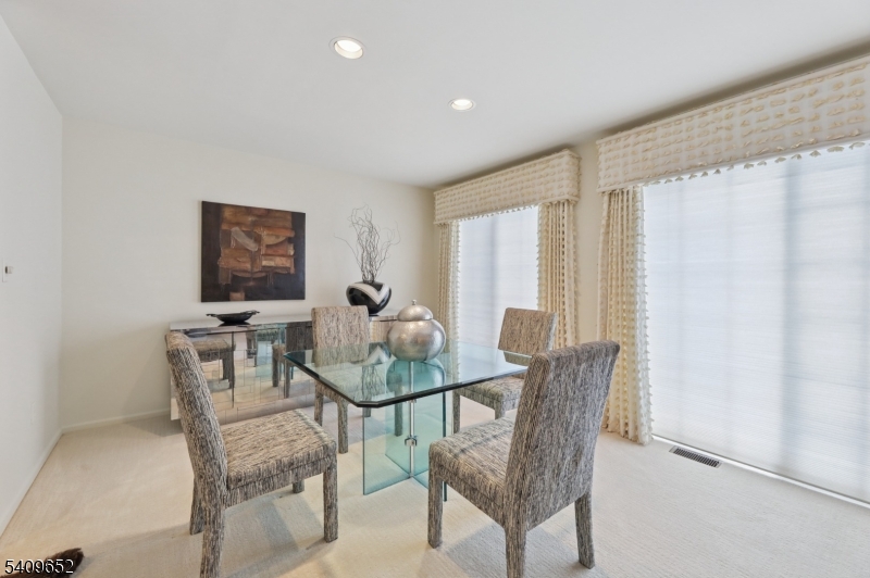 7 Coniston Court Wayne, NJ 07470 - Photo 11 of 35