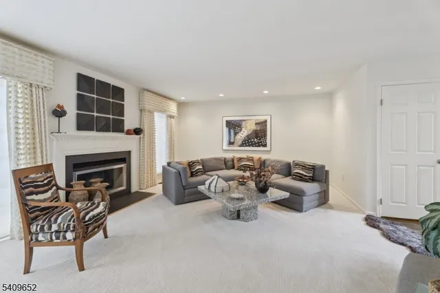 $639,900 | 7 Coniston Court, Wayne, NJ 07470