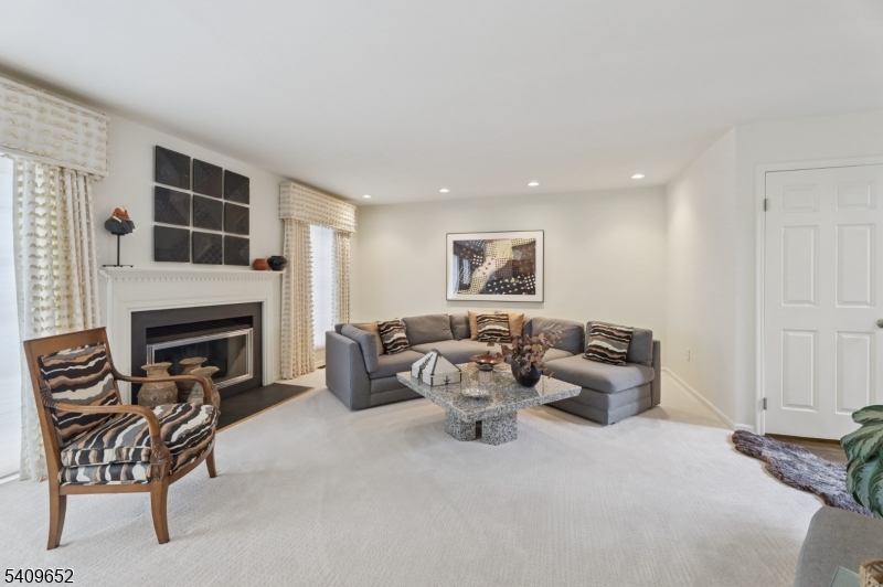 7 Coniston Court Wayne, NJ 07470 - Photo 13 of 35