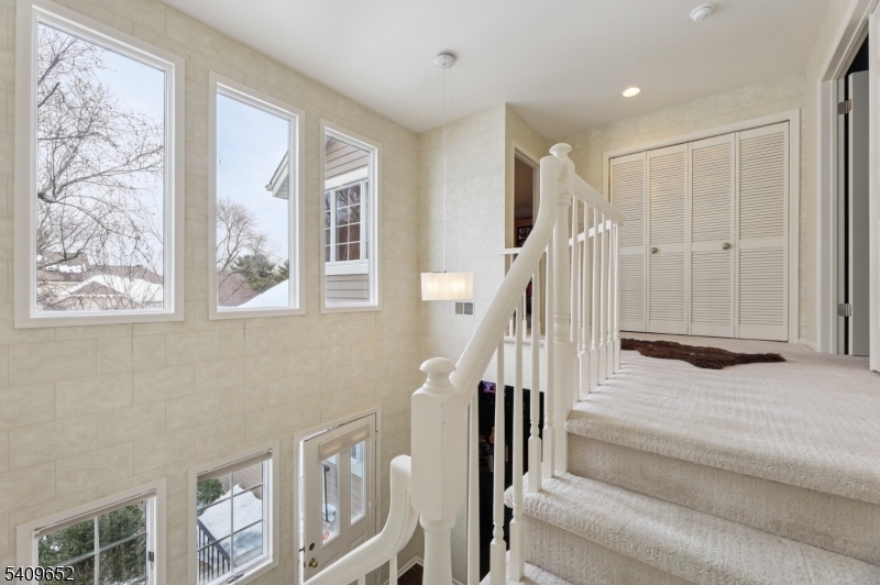 7 Coniston Court Wayne, NJ 07470 - Photo 18 of 35