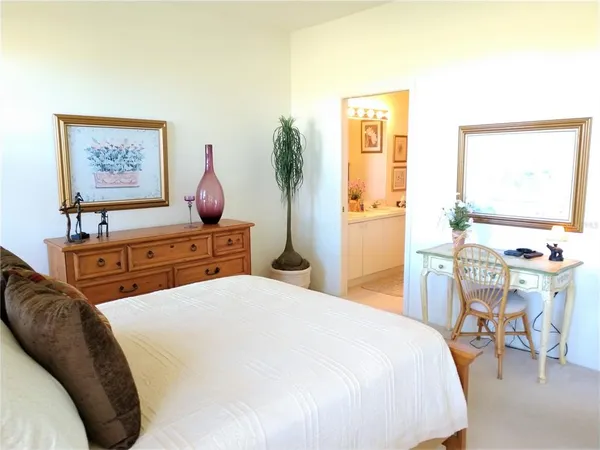 $4,400 | 629 Back 9 Drive, Venice, FL 34285