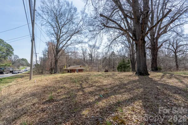 $395,000 | 2851 Davidson Highway, Concord, NC 28027