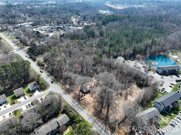 $395,000 | 2851 Davidson Highway, Concord, NC 28027