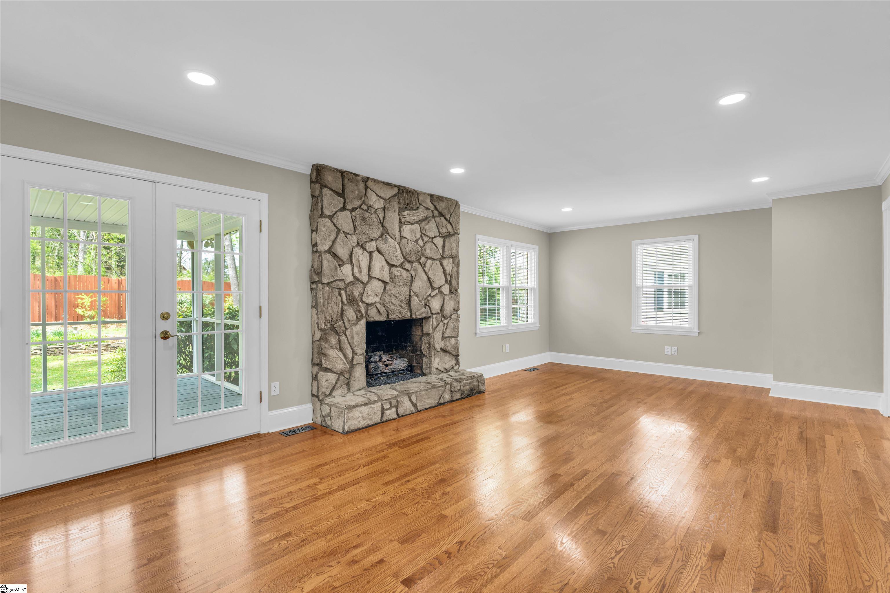 103 Devenger Place Greer, SC 29650 - Photo 3 of 41