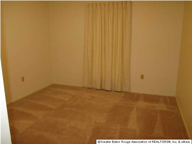 12739 Lockhaven Avenue Baton Rouge, LA 70815 - Photo 8 of 16 Gallery Image 8