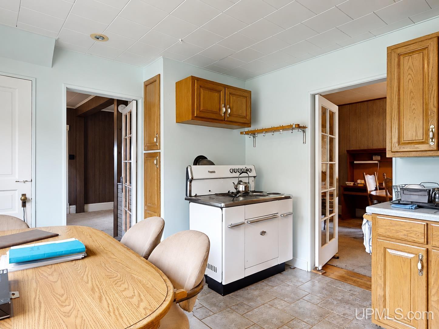 54499 Cemetery Road Calumet, MI 49913 - Photo 4 of 41 Gallery Image 4