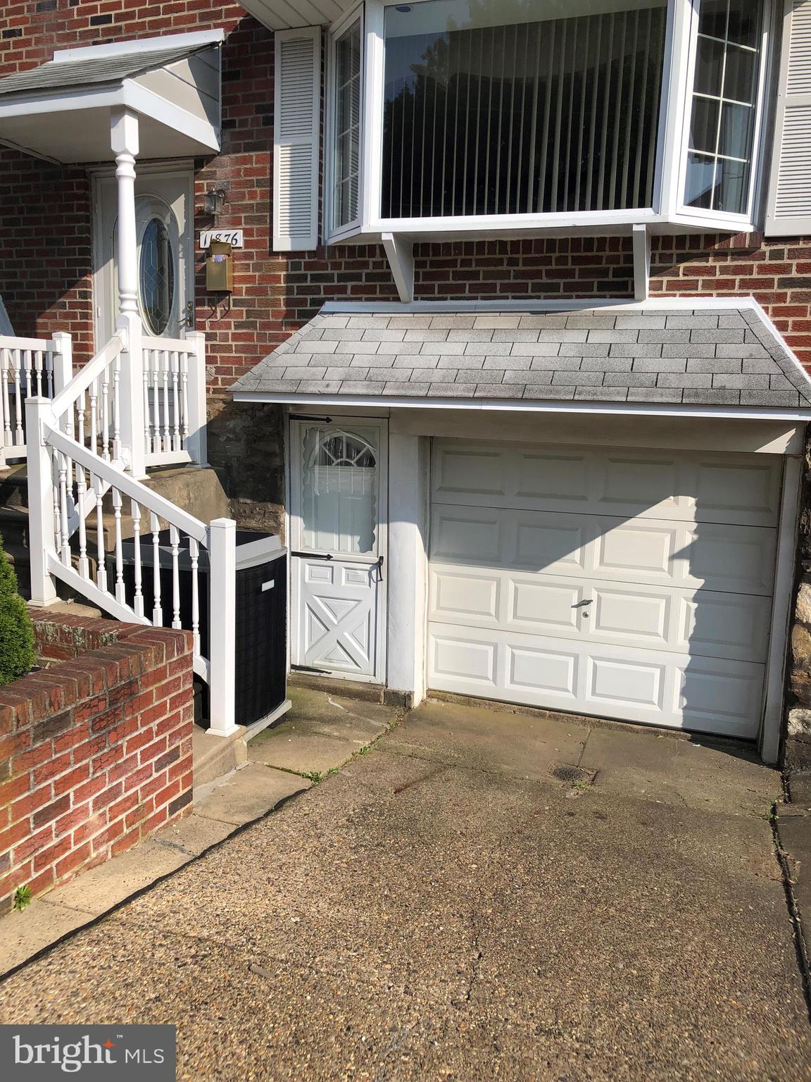 11876 Basile Road Philadelphia, PA 19154 - Photo 2 of 16 Gallery Image 2
