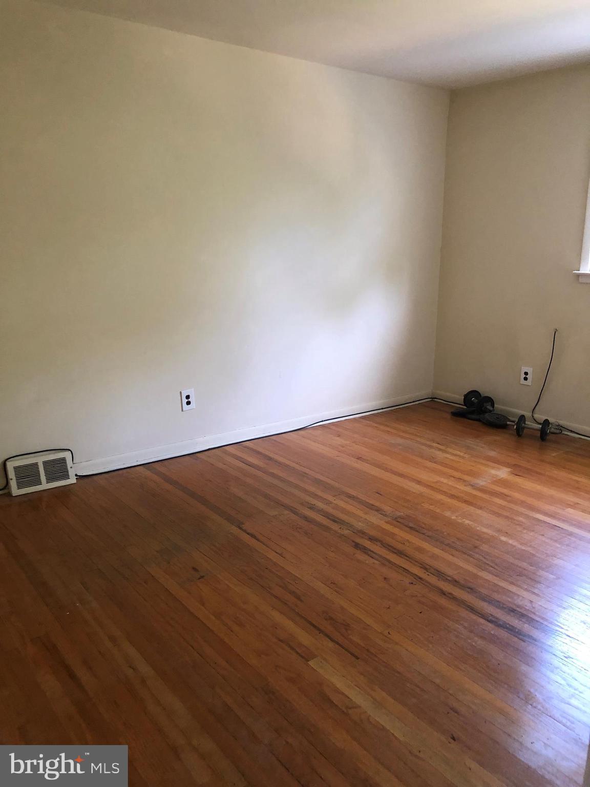 11876 Basile Road Philadelphia, PA 19154 - Photo 11 of 16 Bedroom