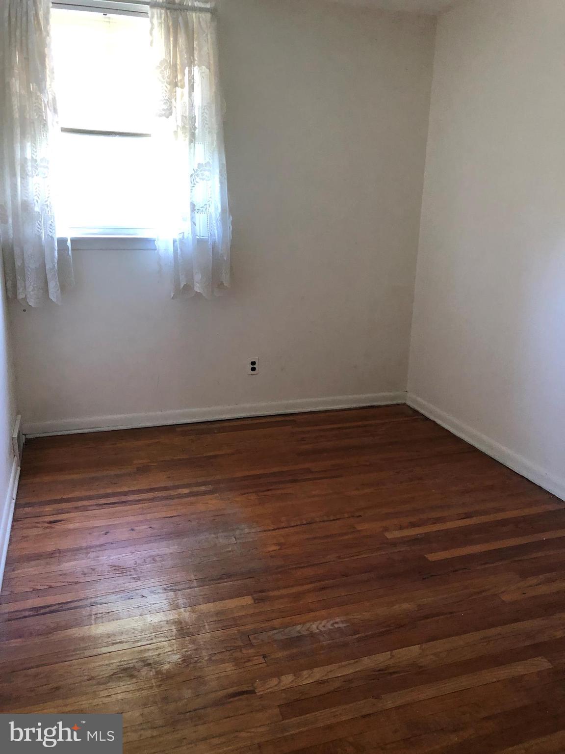 11876 Basile Road Philadelphia, PA 19154 - Photo 12 of 16 Bedroom