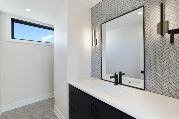 $1,695,000 | 6012 B Hill Cir Drive, Nashville, TN 37209