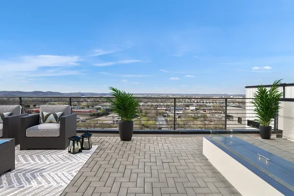 $1,695,000 | 6012 B Hill Cir Drive, Nashville, TN 37209