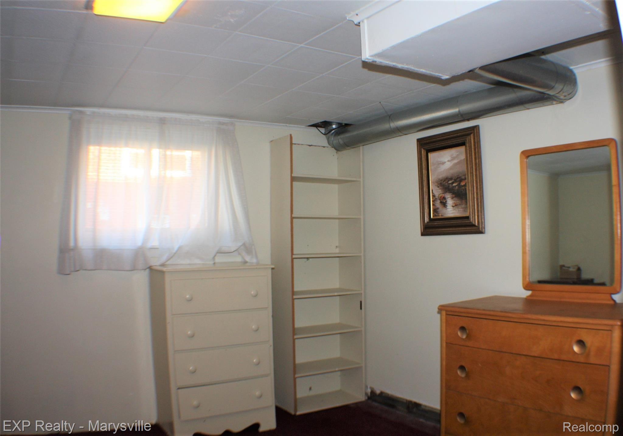 4204 Lapeer Road Port Huron, MI 48060 - Photo 39 of 40 IMG_0346 (2).JPG