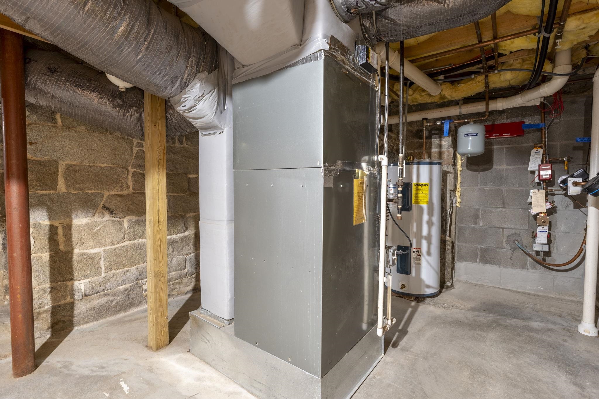 322 Nashua Street, Unit 21 Milford, NH 03055 - Photo 27 of 32