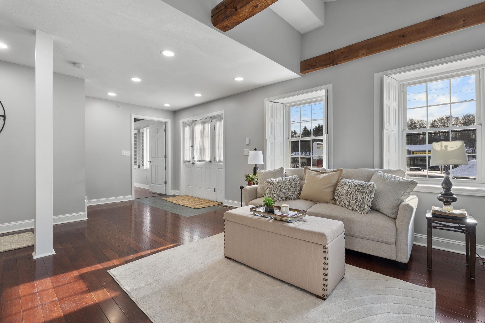 322 Nashua Street, Unit 21 Milford, NH 03055 - Photo 5 of 32