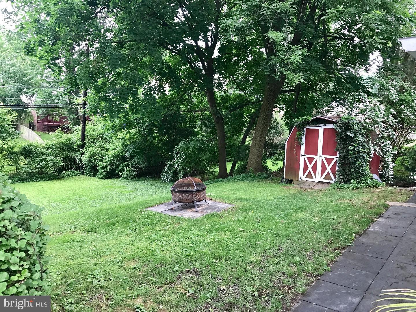 417 Pembroke Road Havertown, PA 19083 - Photo 12 of 22