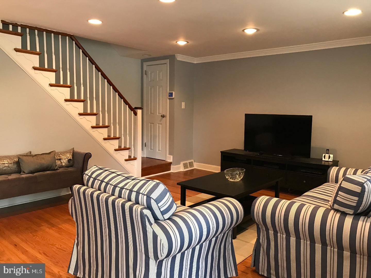 417 Pembroke Road Havertown, PA 19083 - Photo 5 of 22