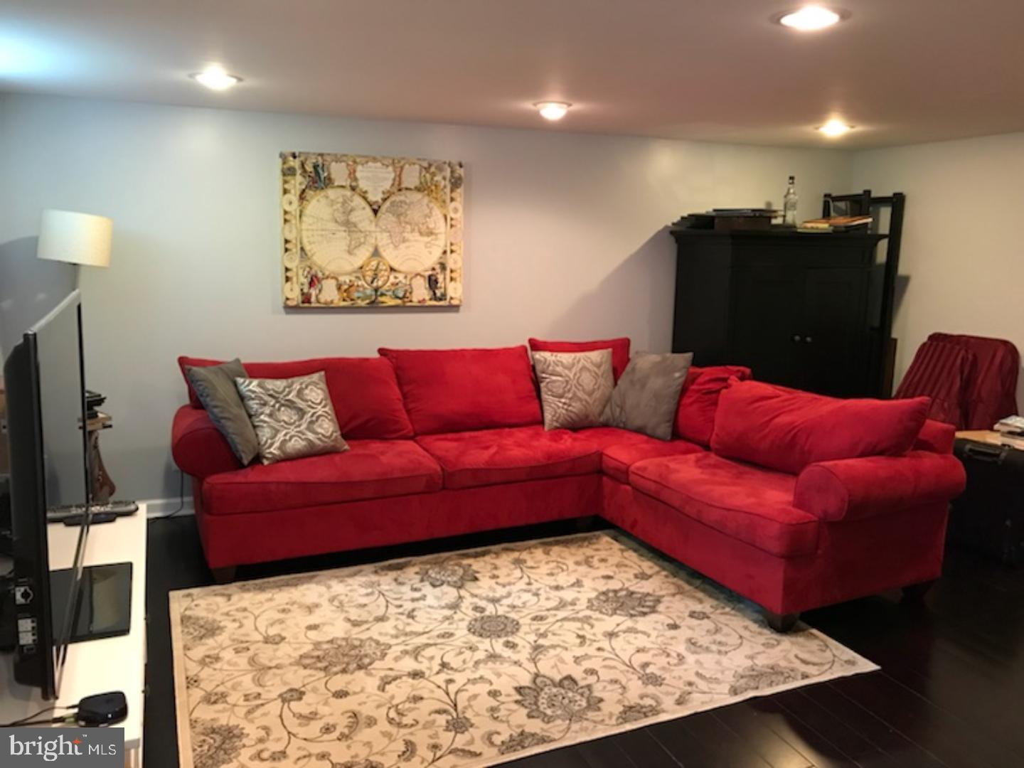417 Pembroke Road Havertown, PA 19083 - Photo 7 of 22