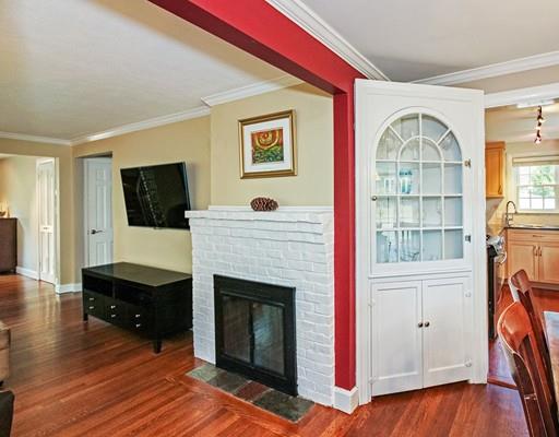 28 Elinor Road Newton, MA 02461 - Photo 8 of 27