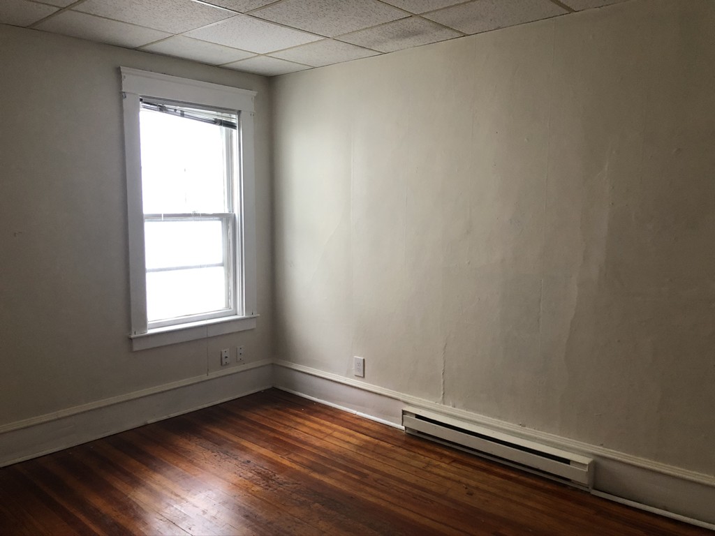 150 Forest Street, Unit 1 Fall River, MA 02721 - Photo 4 of 12