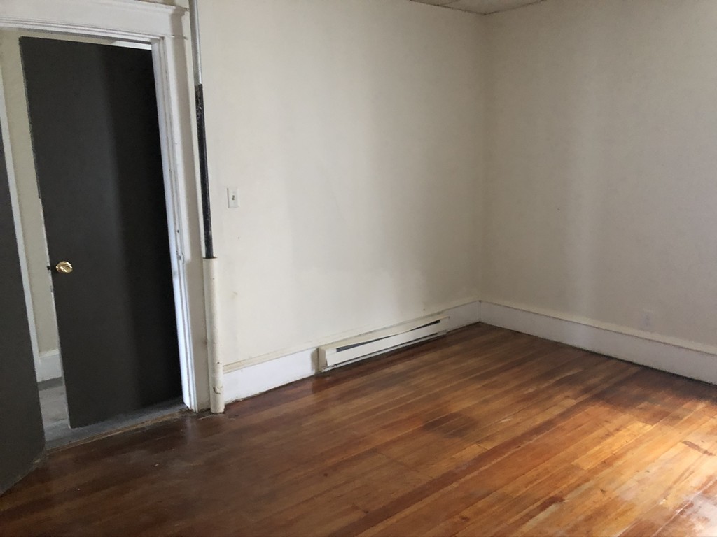 150 Forest Street, Unit 1 Fall River, MA 02721 - Photo 5 of 12