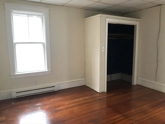 $1,500 | 150 Forest Street, Unit 1, Fall River, MA 02721