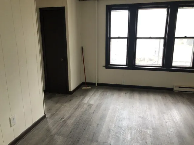 $1,500 | 150 Forest Street, Unit 1, Fall River, MA 02721