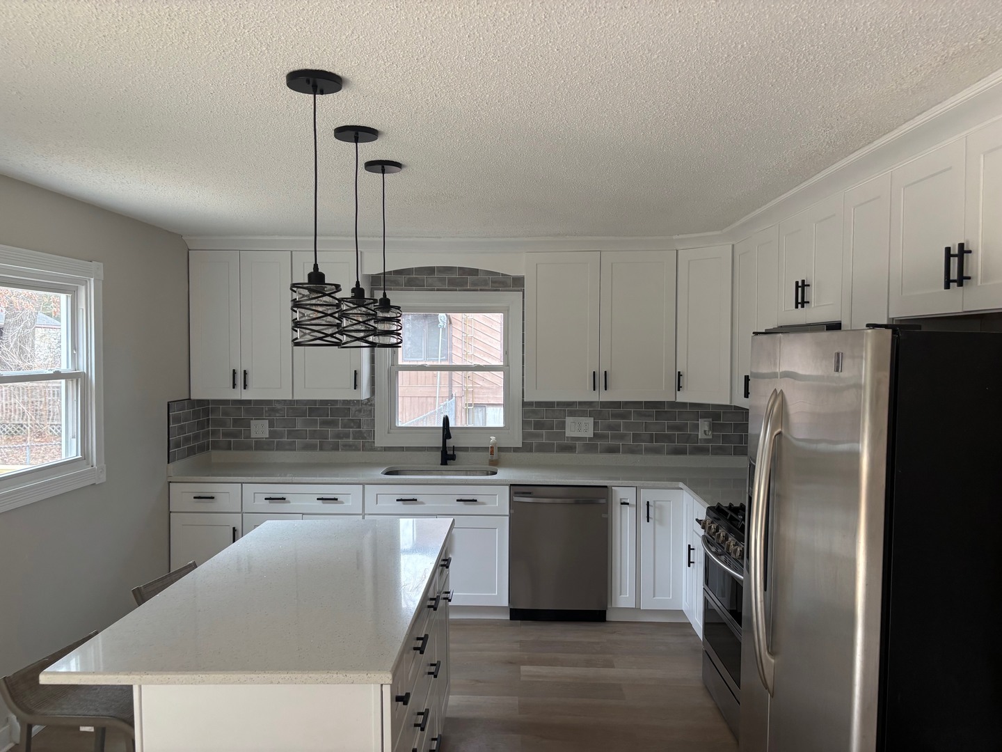 855 Riverside Drive Dixon, IL 61021 - Photo 3 of 17