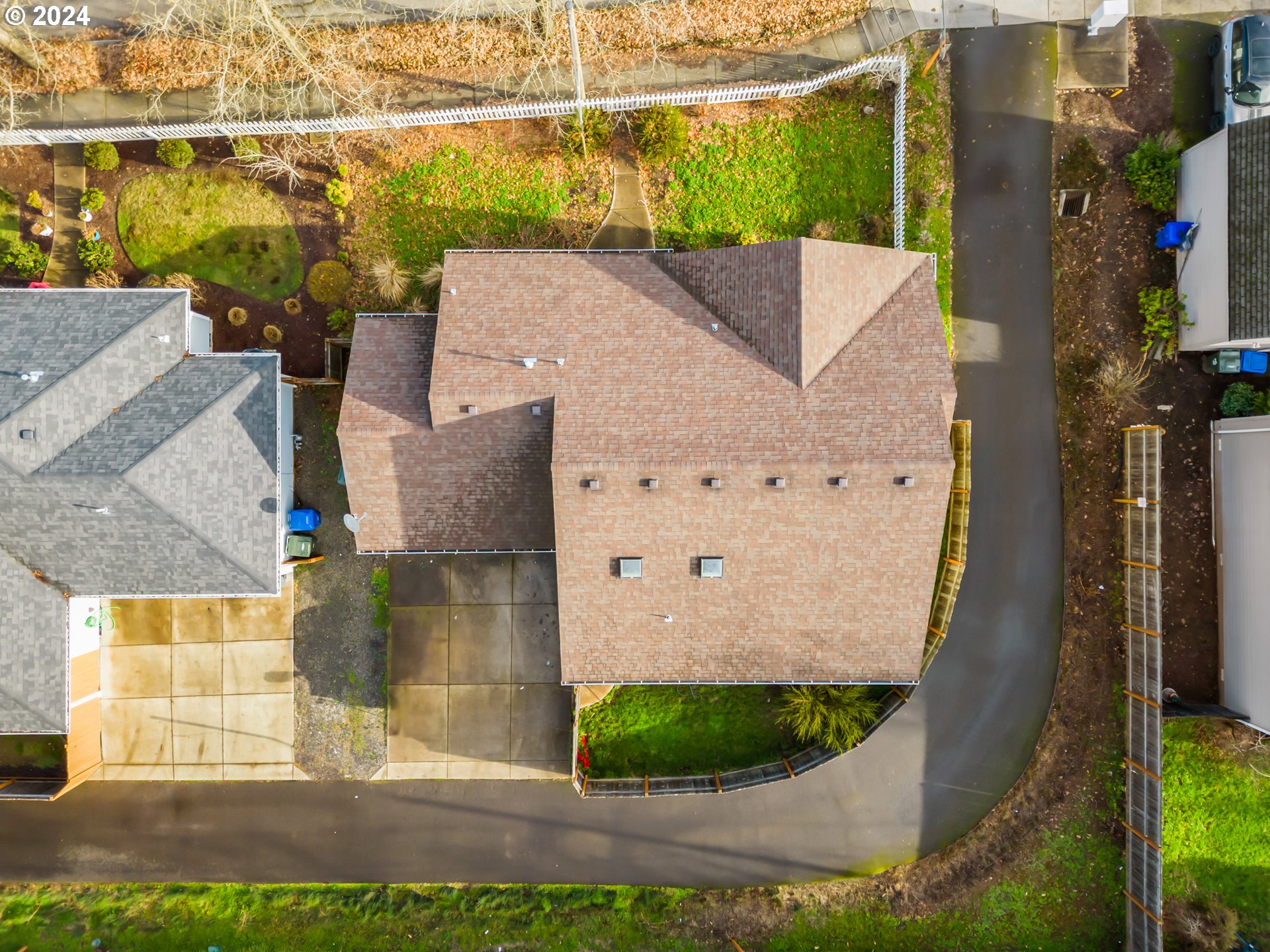 4353 Liberty Road South Salem, OR 97302 - Photo 22 of 25 a view of houses with yard