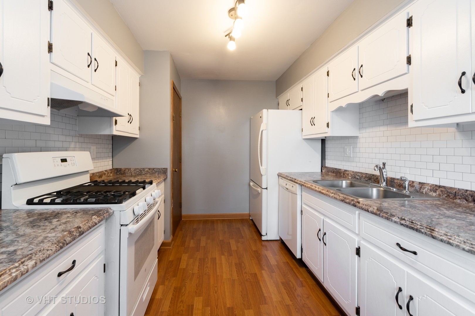416 Circlegate Road, Unit 416 New Lenox, IL 60451 - Photo 4 of 14
