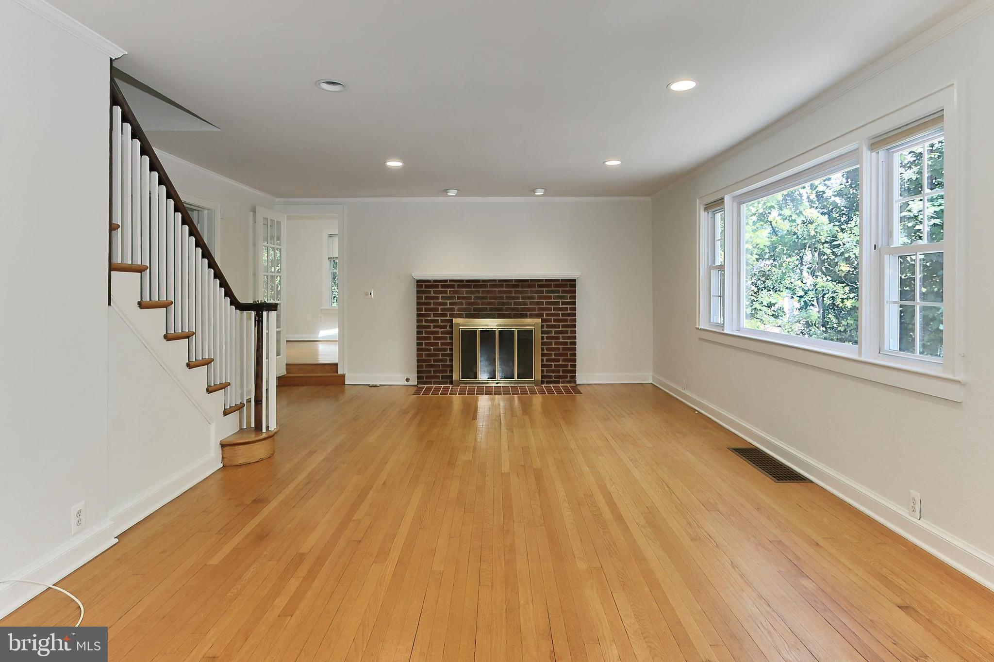 3304 Annandale Road Falls Church, VA 22042 - Photo 5 of 57 Living Room w/ Gas Fireplace