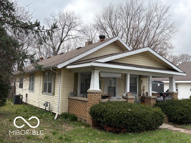 1831 Poplar Street Anderson, IN 46012 - Photo 2 of 6