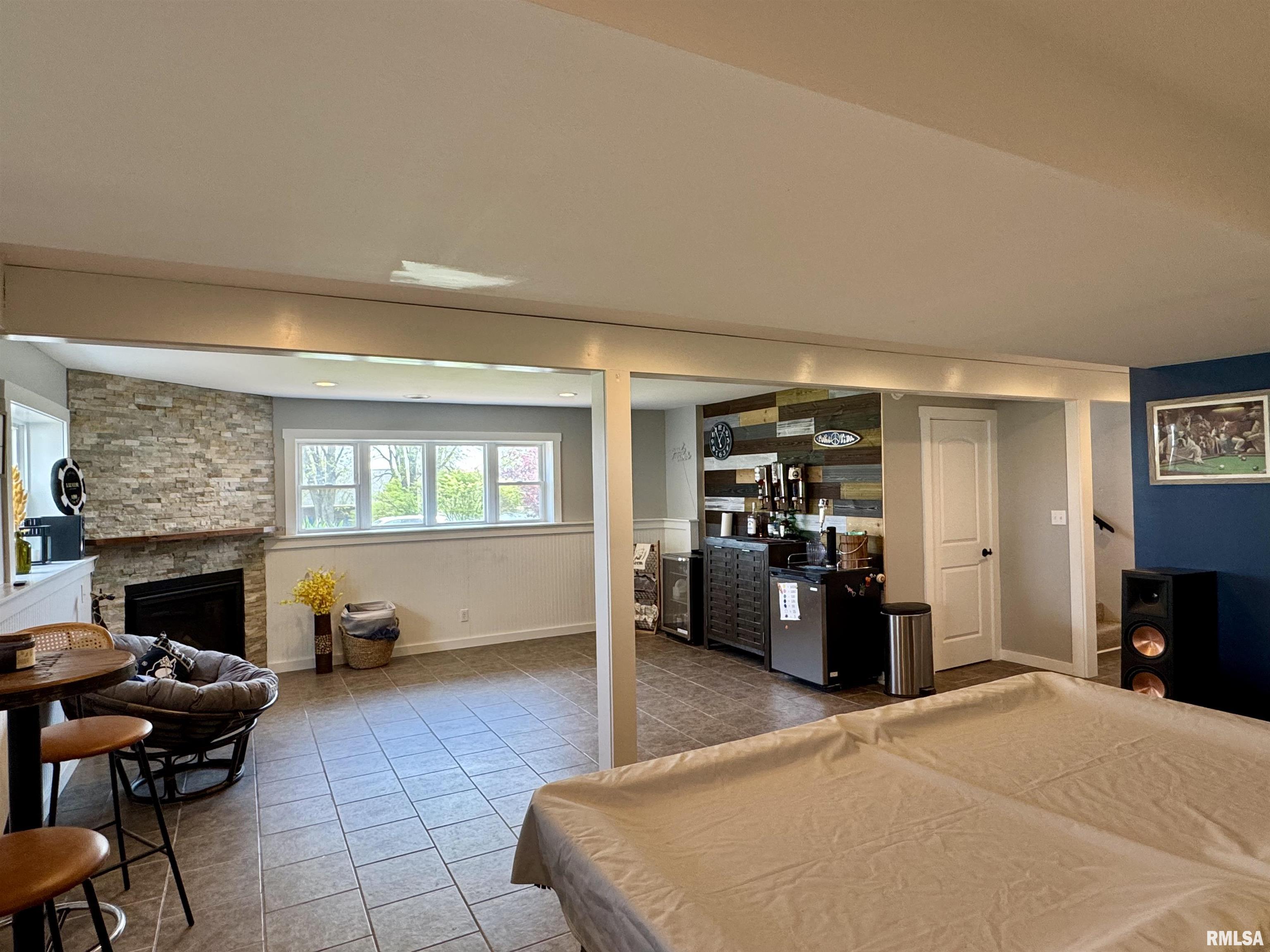 396 McGrew Drive Avon, IL 61415 - Photo 32 of 50