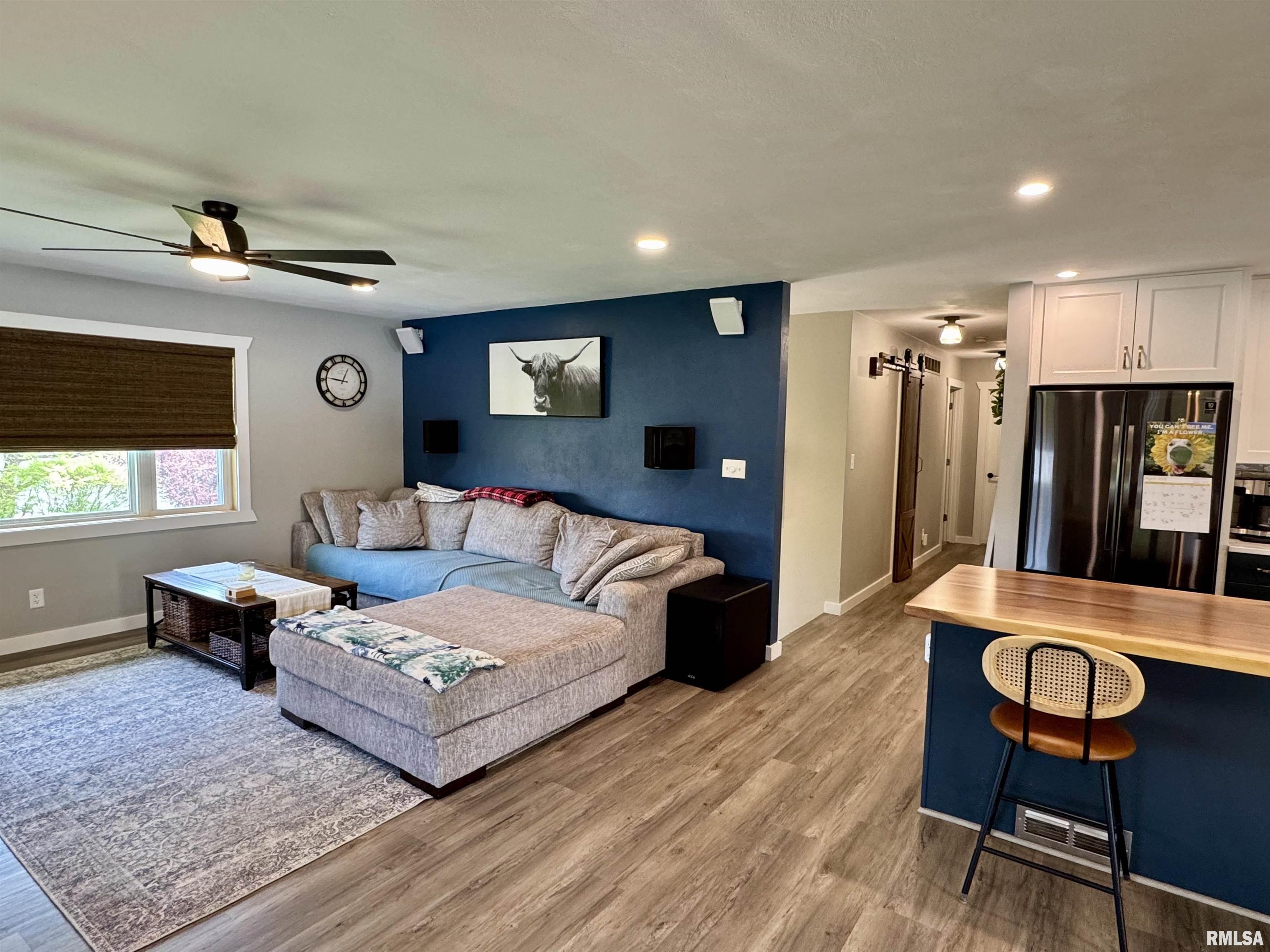 396 McGrew Drive Avon, IL 61415 - Photo 4 of 50