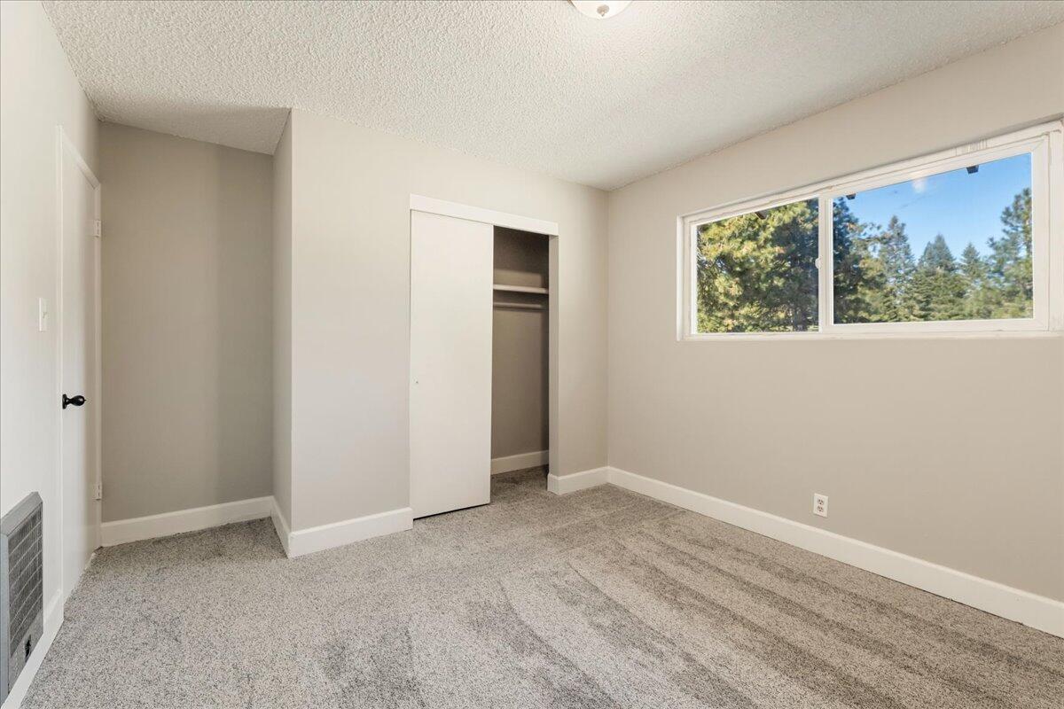 509 Deetz Road Mount Shasta, CA 96067 - Photo 17 of 30 North Bedroom - View 2